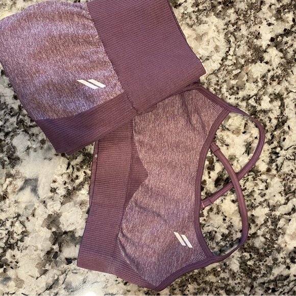 DoYouEven Sports Bra and Leggings - Picture 3 of 3